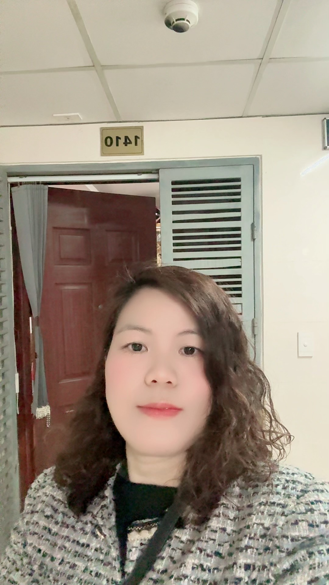 Bán nhà Nguyễn Duy Trinh - diện tích 90m2 14 tầng - Gần trường chợ tiện ích - giá 7,4 tỷ