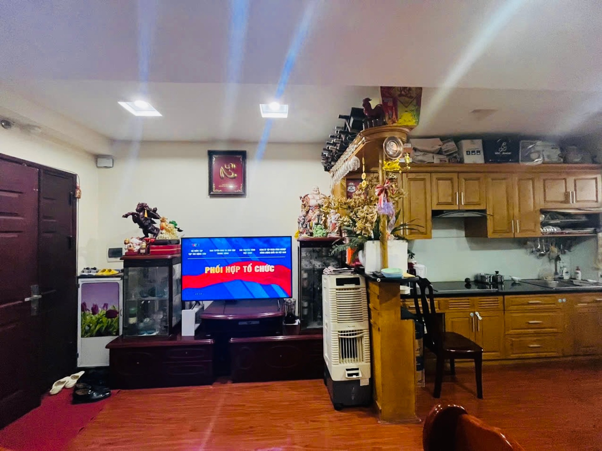 Bán nhà Nguyễn Duy Trinh - diện tích 90m2 14 tầng - Gần trường chợ tiện ích - giá 7,4 tỷ