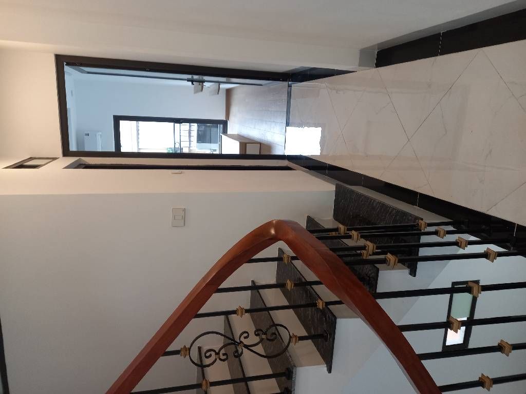 Bán nhà Nam Dư - diện tích 46m2 4 tầng - NGÕ XE 3 GÁC TRÁNH THÔNG RA NGÕ 649 LĨNH NAM - giá 9,2 tỷ