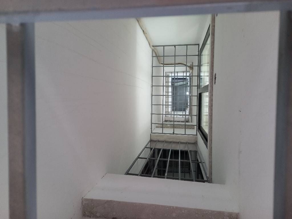 Bán nhà Nam Dư - diện tích 46m2 4 tầng - NGÕ XE 3 GÁC TRÁNH THÔNG RA NGÕ 649 LĨNH NAM - giá 9,2 tỷ