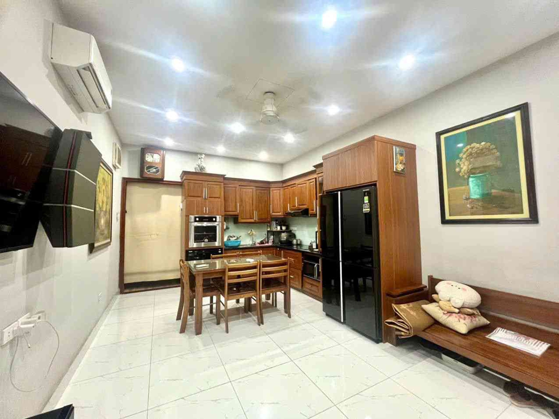 Bán nhà Dương Văn Bé - diện tích 48m2 3 tầng - Nhà đẹp hiếm có - giá 11,8 tỷ