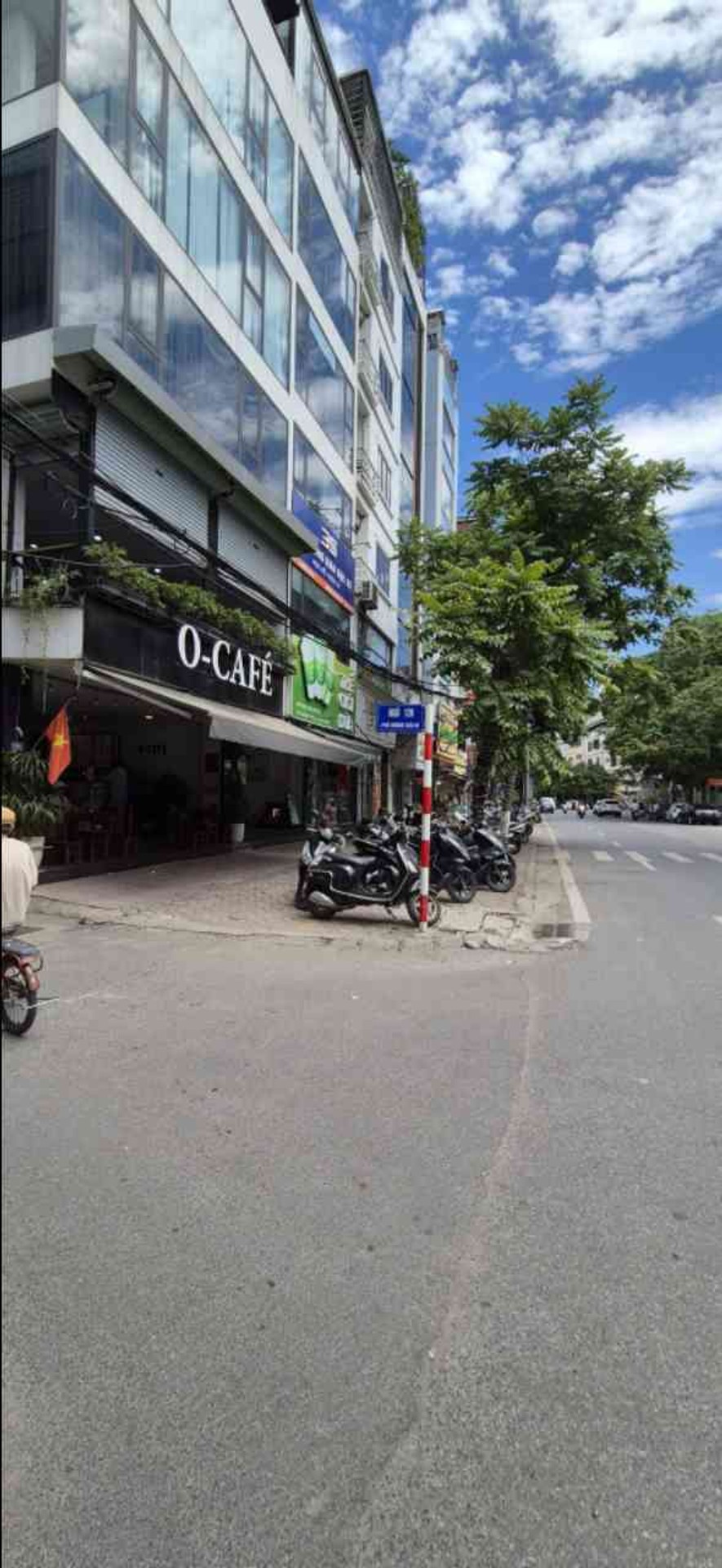Bán nhà Dương Văn Bé - diện tích 48m2 3 tầng - Nhà đẹp hiếm có - giá 11,8 tỷ