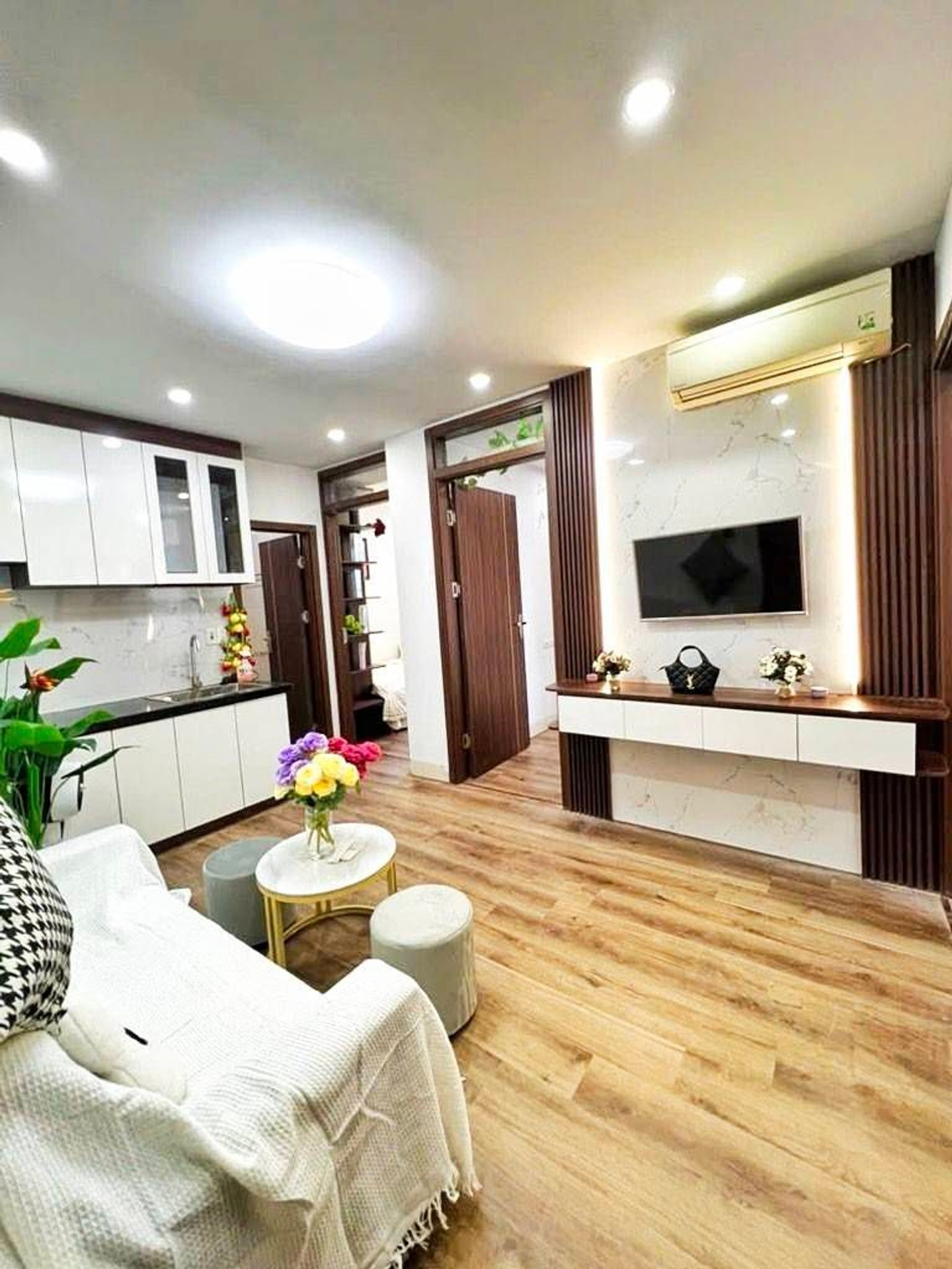 Bán nhà Mai Hương - diện tích 56m2 1 tầng - Chung cư mini 3 ngủ, mới đẹp full nội thất - giá 3 tỷ