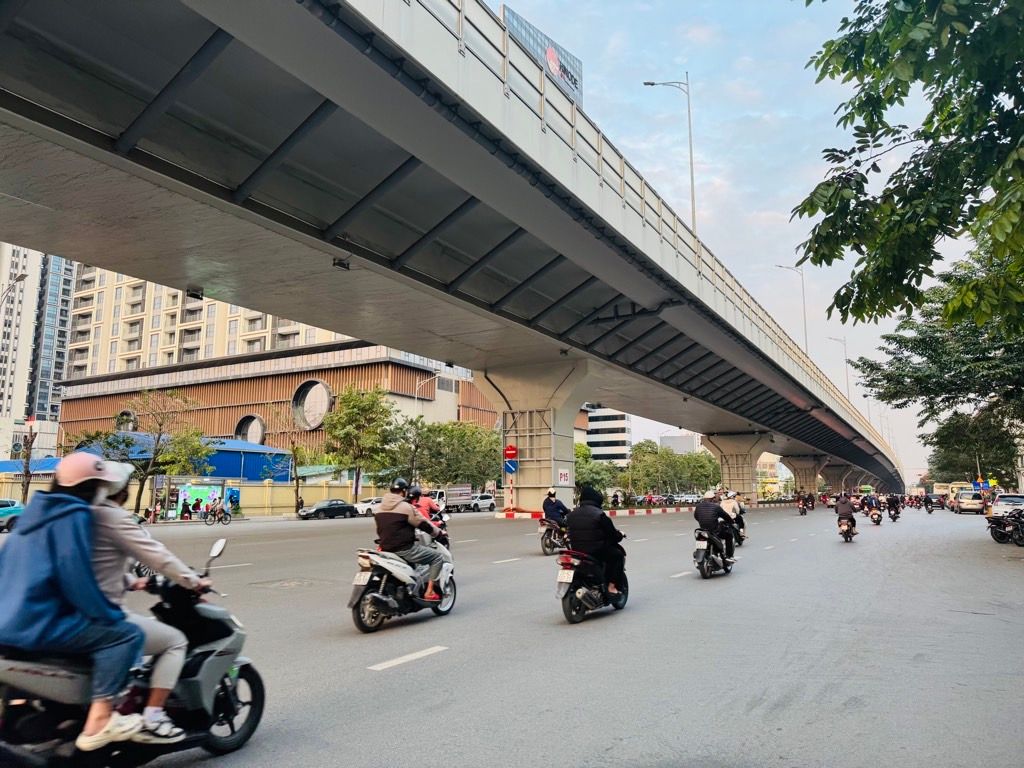 Bán nhà Minh Khai - diện tích 50m2 5 tầng - Thang máy - giá 13,2 tỷ
