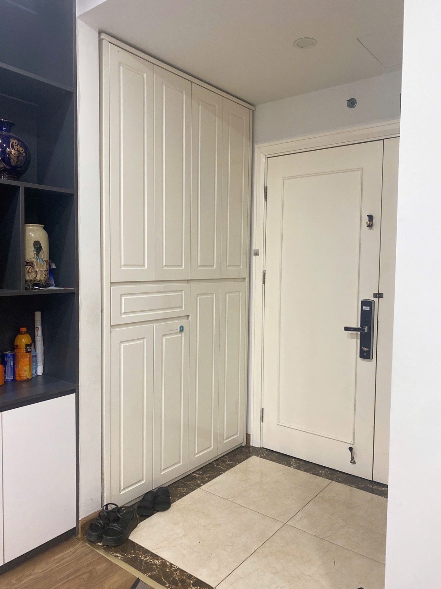 Bán nhà Vũ Tông Phan - diện tích 62m2 10 tầng - Căn hộ cao cấp view đẹp - giá 6,45 tỷ