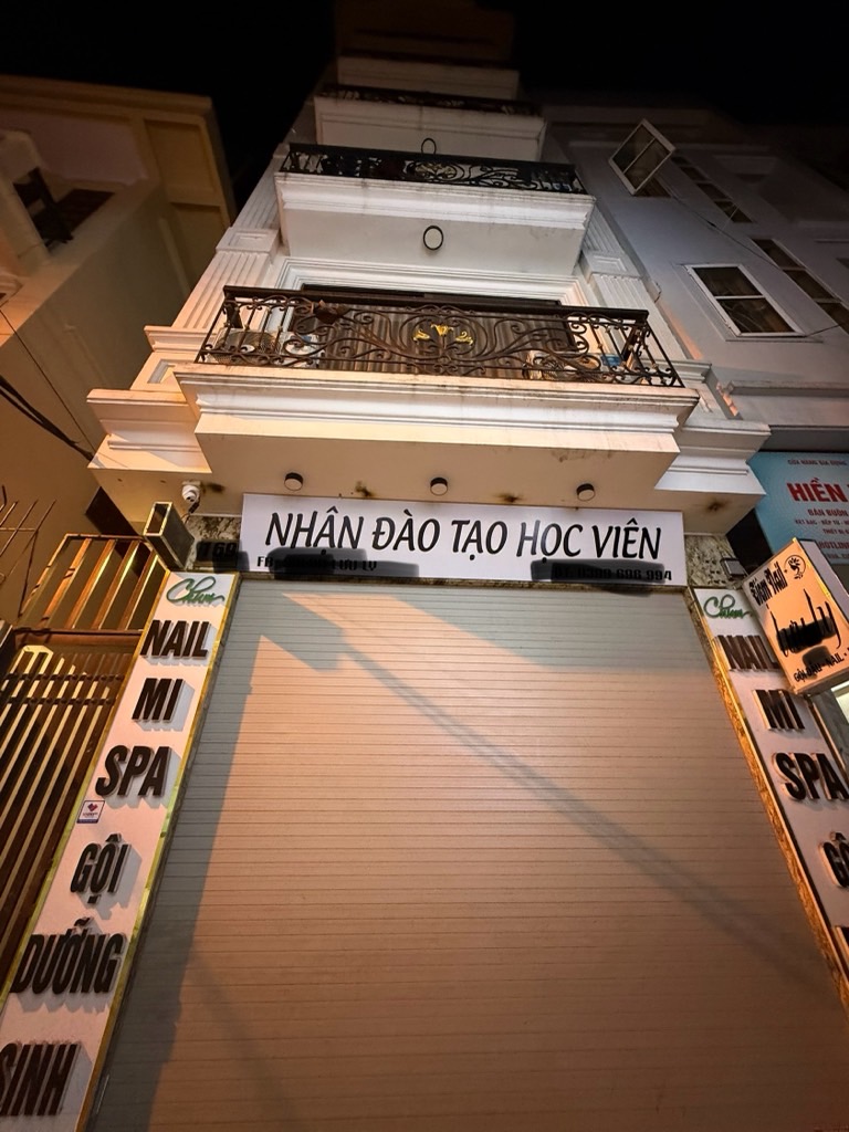 Bán nhà Cự Lộc - diện tích 78m2 7 tầng - Ô tô tránh nhau - giá 26 tỷ