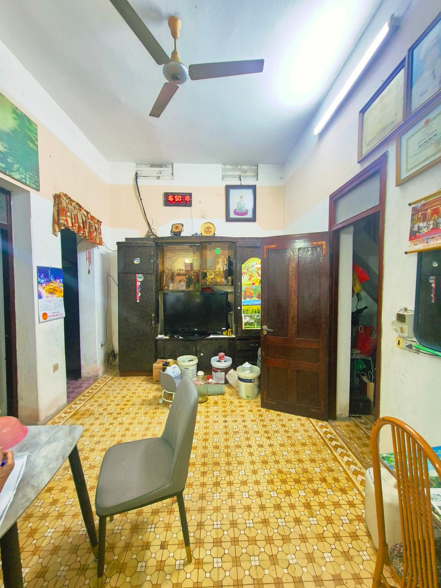 Bán nhà Nguyễn Ngọc Nại - diện tích 96m2 3 tầng - Ô tô đỗ cửa - giá 32,5 tỷ