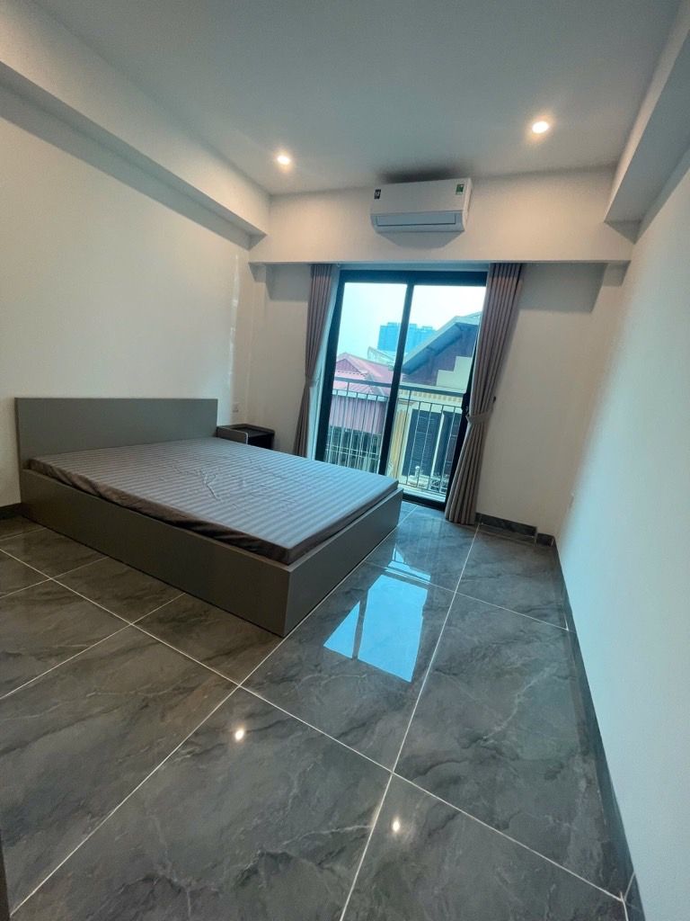 Bán nhà Nguyễn Ngọc Nại - diện tích 81m2 8 tầng - Ô tô vào nhà - giá 29,8 tỷ