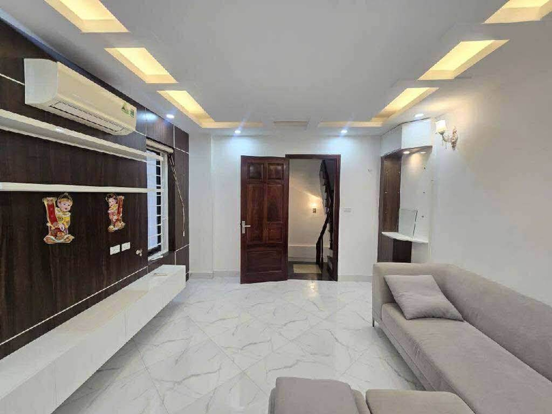 Bán nhà Phố 8/3 - diện tích 31m2 5 tầng - Lô góc - giá 7,5 tỷ