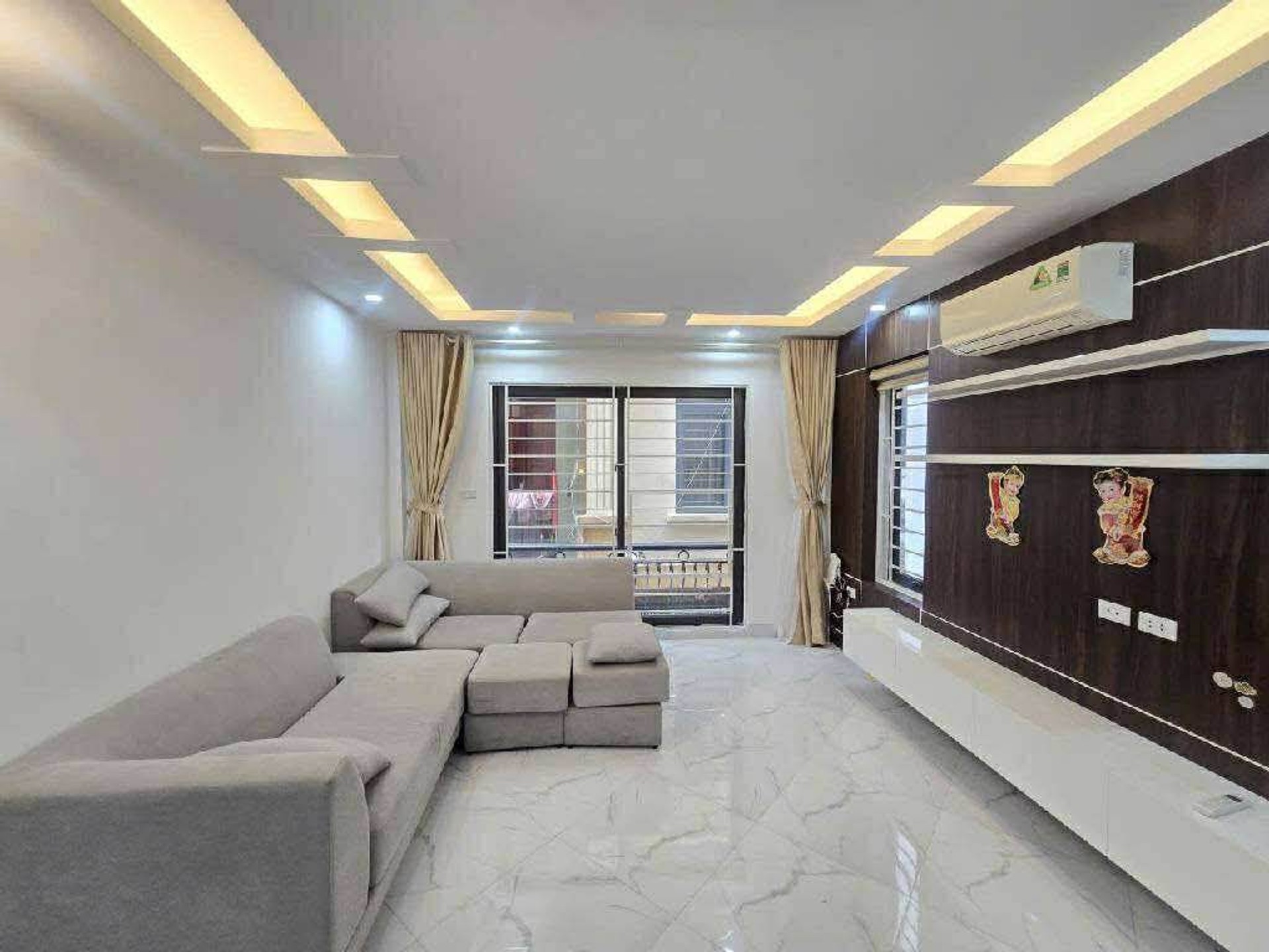 Bán nhà Phố 8/3 - diện tích 31m2 5 tầng - Lô góc - giá 7,5 tỷ