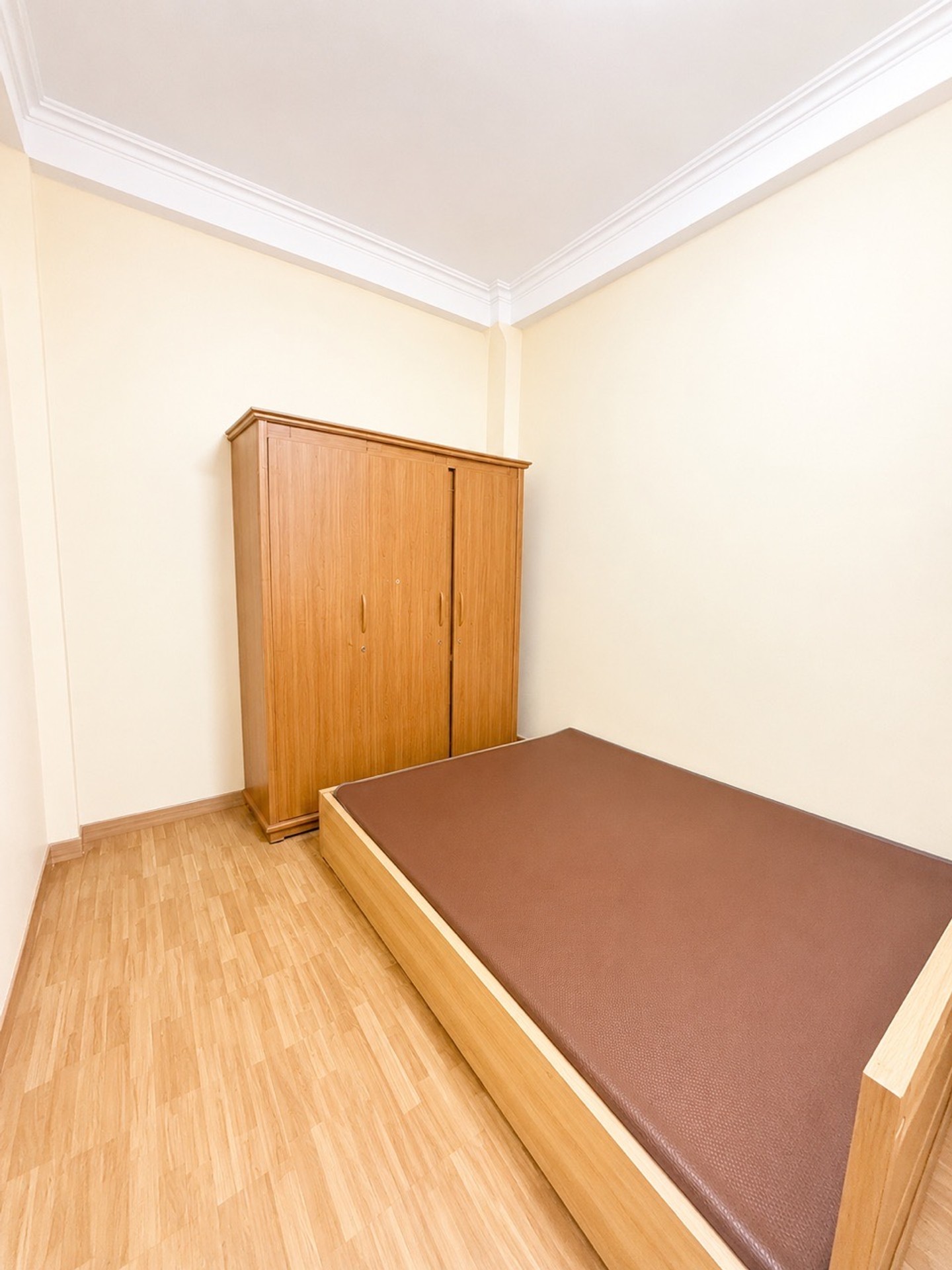 Bán nhà Hoàng Mai - diện tích 30m2 3 tầng - Lô góc 2 mặt ngõ - giá 5,1 tỷ