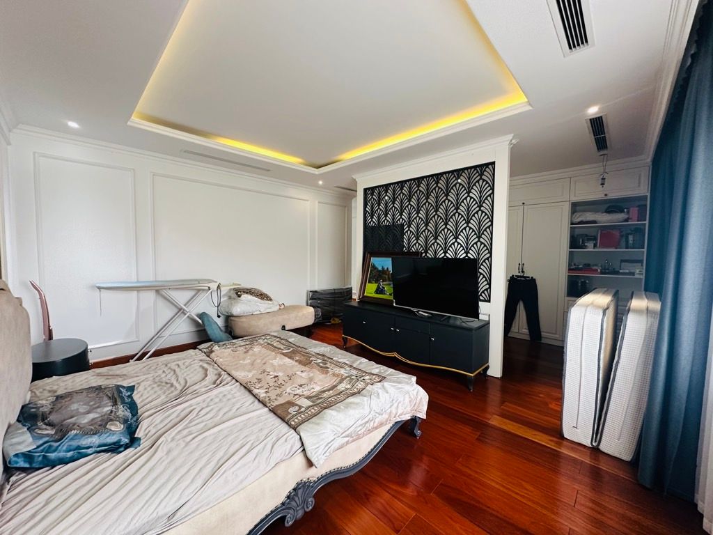 Bán nhà Lô H1 KĐT Mới Yên Hòa - diện tích 264m2 6 tầng - BIỆT THỰ - LÔ GÓC - VỪA Ở - KINH DOANH VĂN PHÒNG - NHÀ HÀNG - ĐẲNG CẤP 5 SAO - giá 170 tỷ