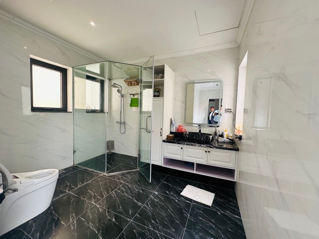 Bán nhà Lô H1 KĐT Mới Yên Hòa - diện tích 264m2 6 tầng - BIỆT THỰ - LÔ GÓC - VỪA Ở - KINH DOANH VĂN PHÒNG - NHÀ HÀNG - ĐẲNG CẤP 5 SAO - giá 170 tỷ