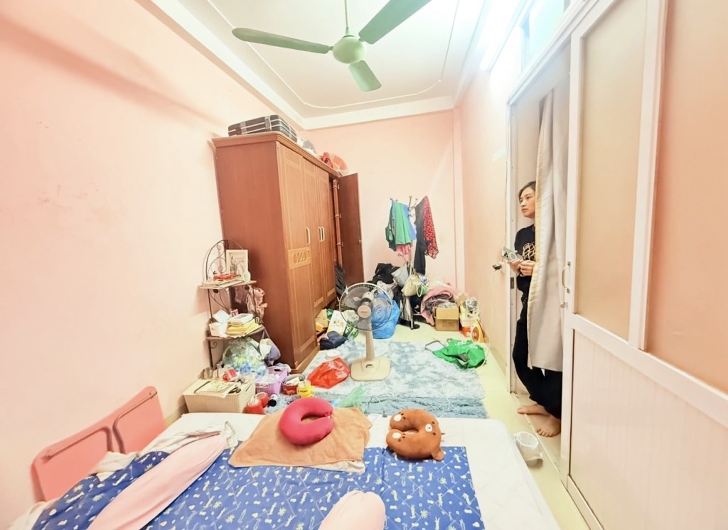 Bán nhà Vân Đồn - diện tích 97m2 6 tầng - Đang cập nhật - giá 34 tỷ