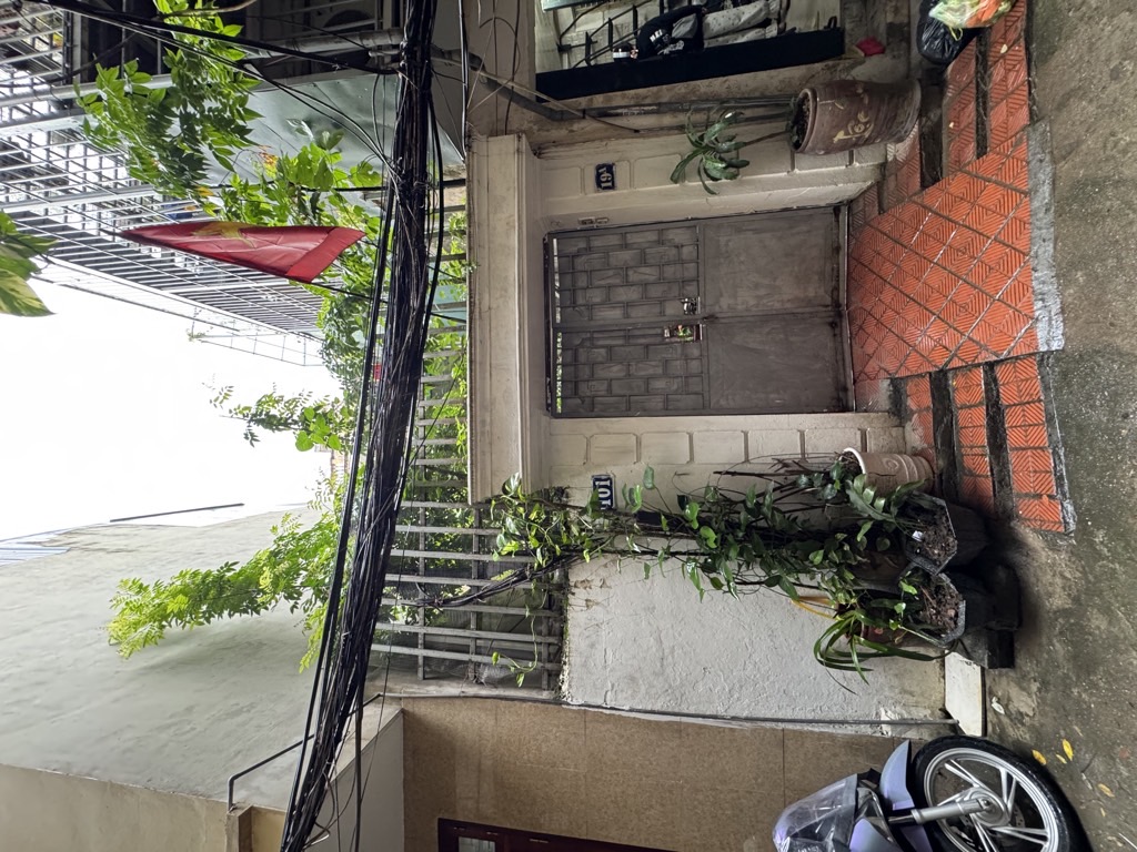 Bán nhà Vân Đồn - diện tích 97m2 6 tầng - Đang cập nhật - giá 34 tỷ