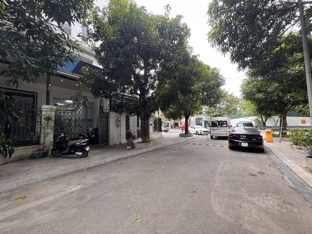 Bán nhà Ngõ 2 ô tô tránh (5 - 7m) - diện tích 88.5m2 5 tầng - Ô TÔ TRÁNH - giá 35 tỷ