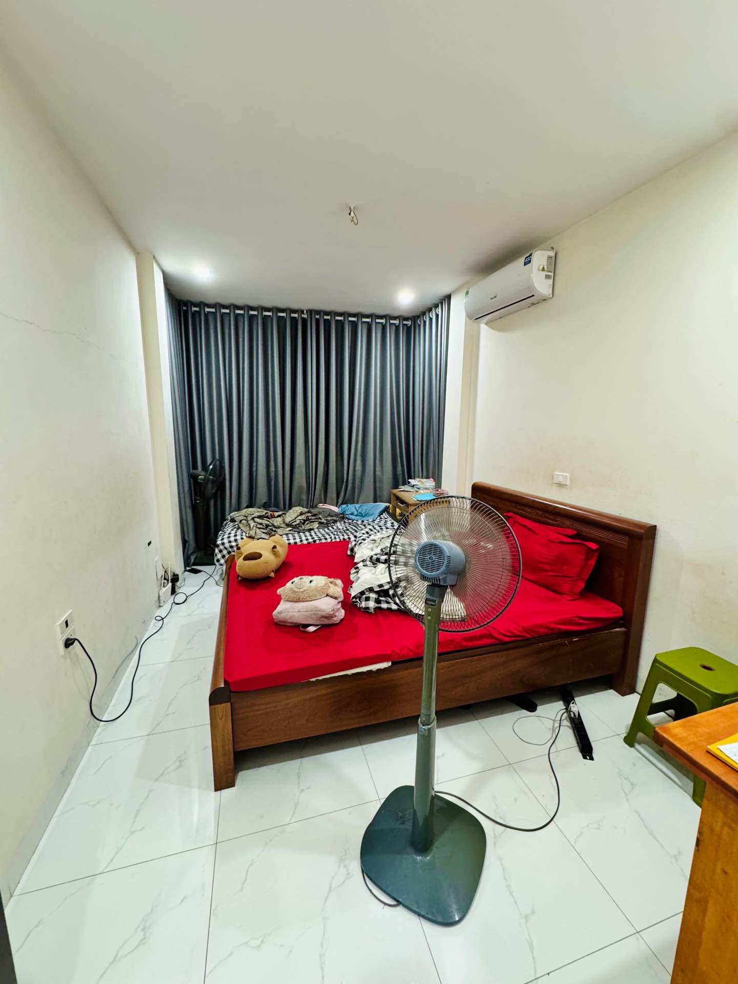 Bán nhà Đại Từ - diện tích 33m2 3 tầng - Ô tô su cóc tận cửa - giá 3,6 tỷ