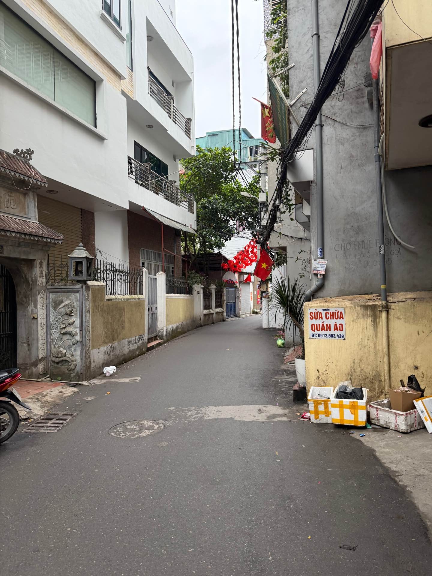 Bán nhà Thanh Lân - diện tích 38m2 5 tầng - Ô TÔ TRÁNH - giá 10,5 tỷ