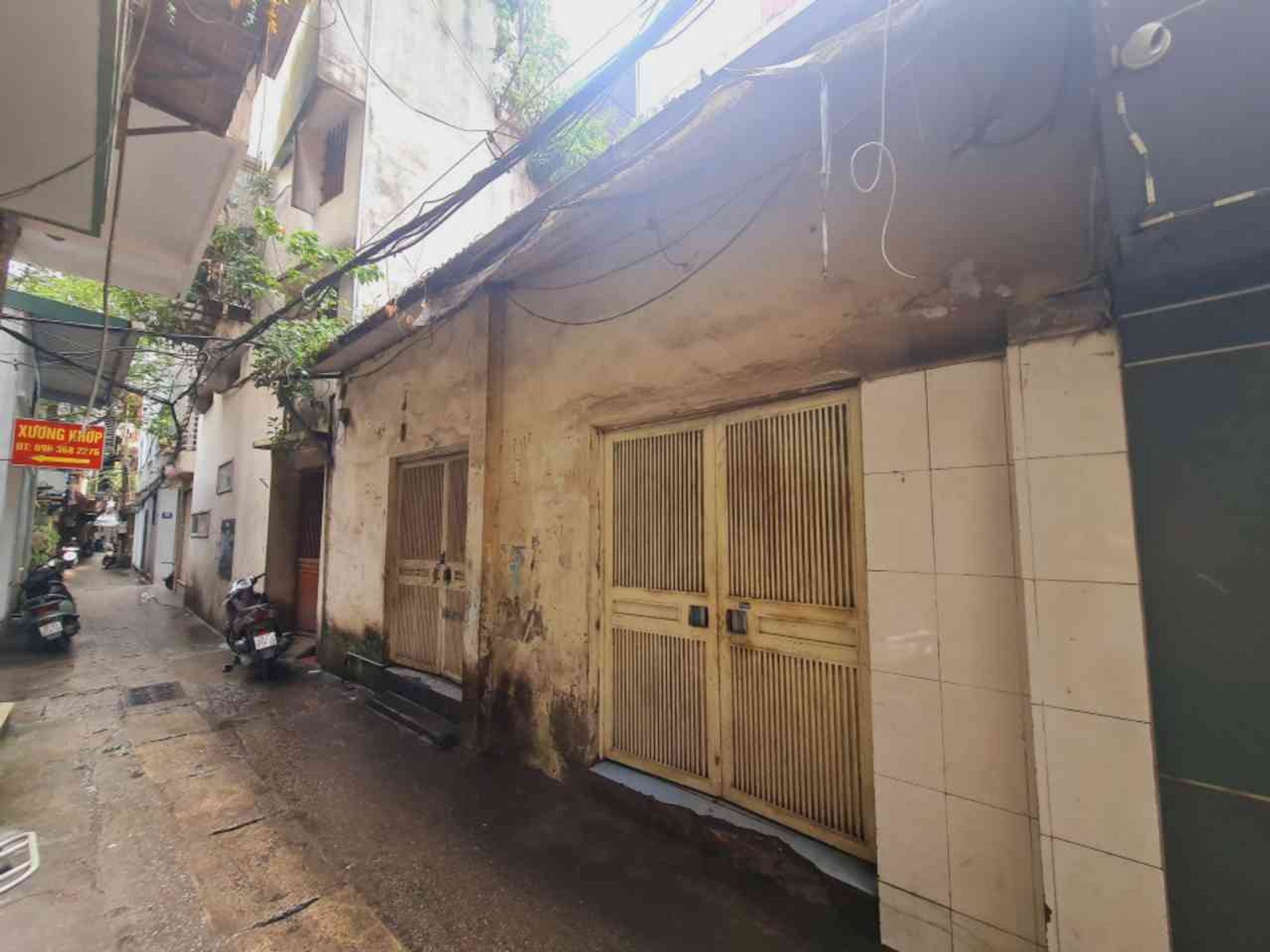 Bán nhà Trần Khát Chân - diện tích 39m2 1 tầng - Ô tô đỗ cửa - giá 12,8 tỷ