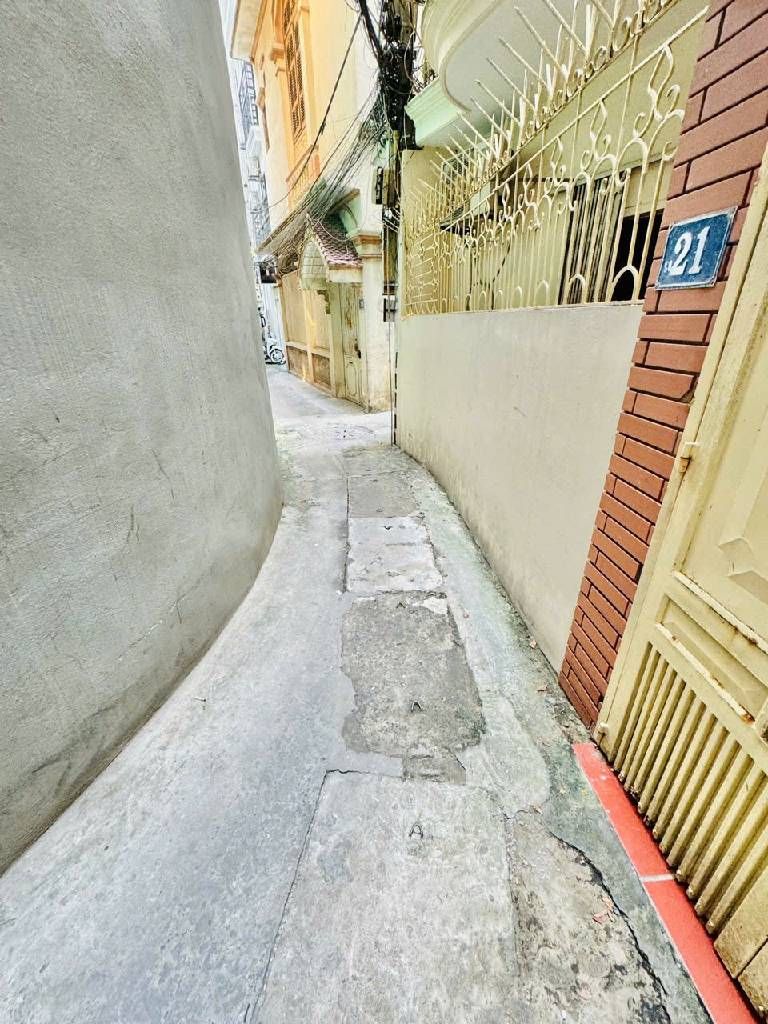 Bán nhà Lạc Nghiệp - diện tích 241.3m2 2 tầng - Mảnh đất vàng mặt phố - giá 129 tỷ