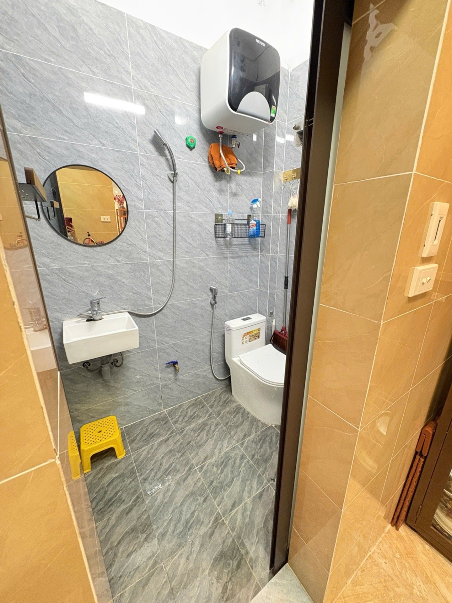 Bán nhà Hàng Chuối - diện tích 38m2 1 tầng - Căn hộ trung tâm - giá 3,1 tỷ