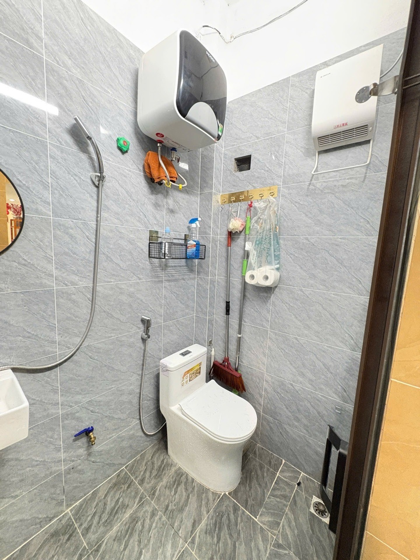 Bán nhà Hàng Chuối - diện tích 38m2 1 tầng - Căn hộ trung tâm - giá 3,1 tỷ