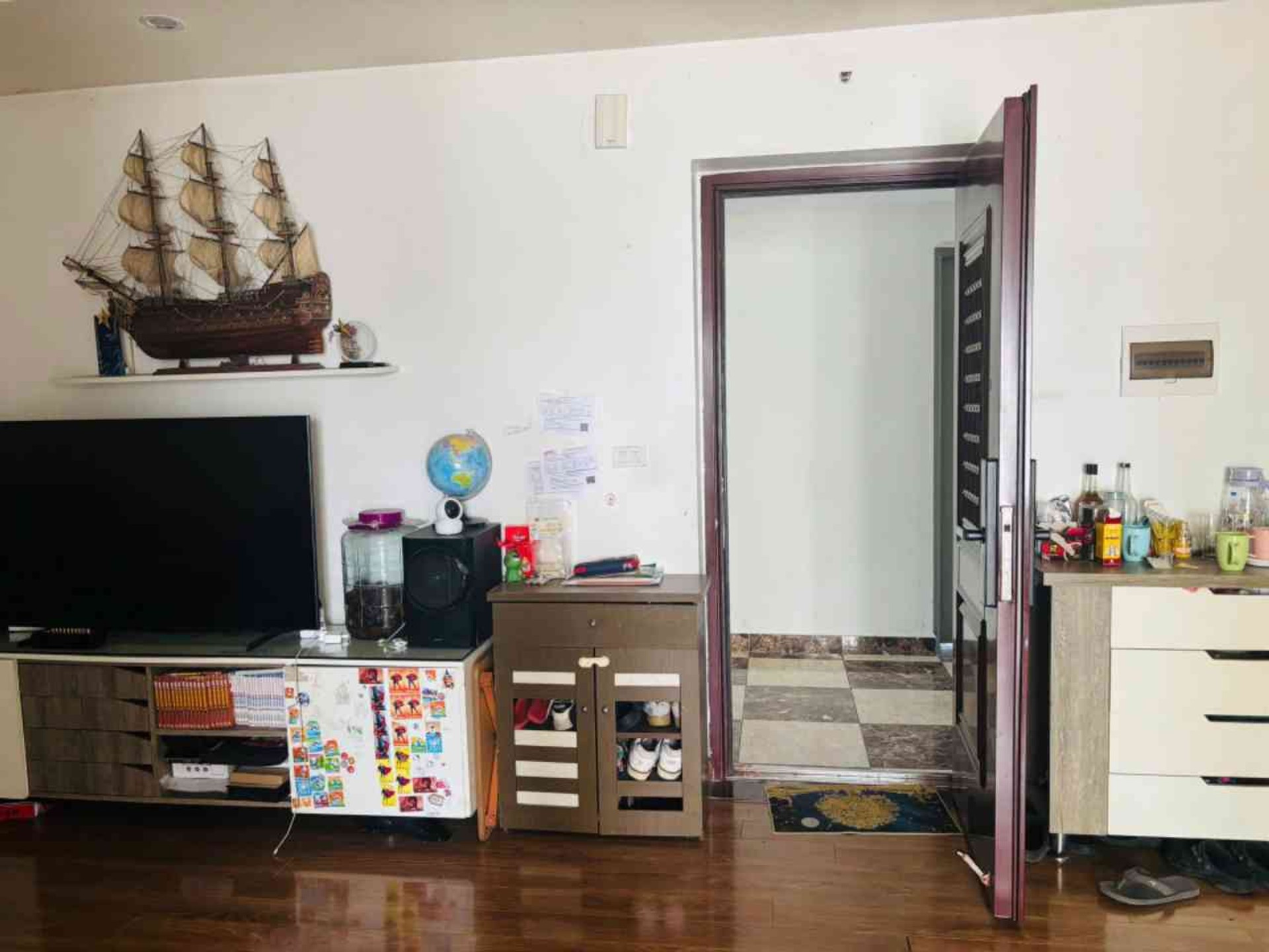 Bán nhà Toà Bắc - diện tích 62m2 1 tầng - Căn hộ tầng 15 - giá 5,5 tỷ