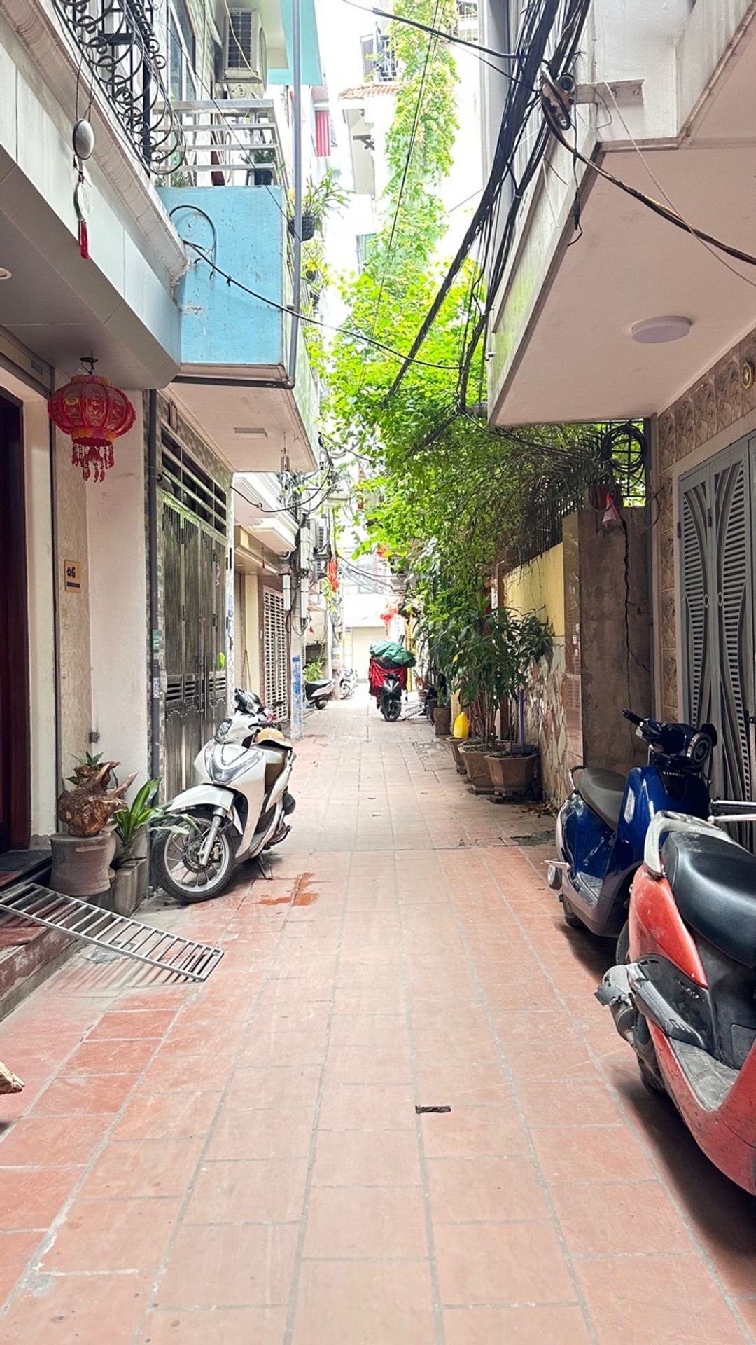 Bán nhà Lĩnh Nam - diện tích 40m2 5 tầng - Ô tô đỗ cửa - giá 10,7 tỷ