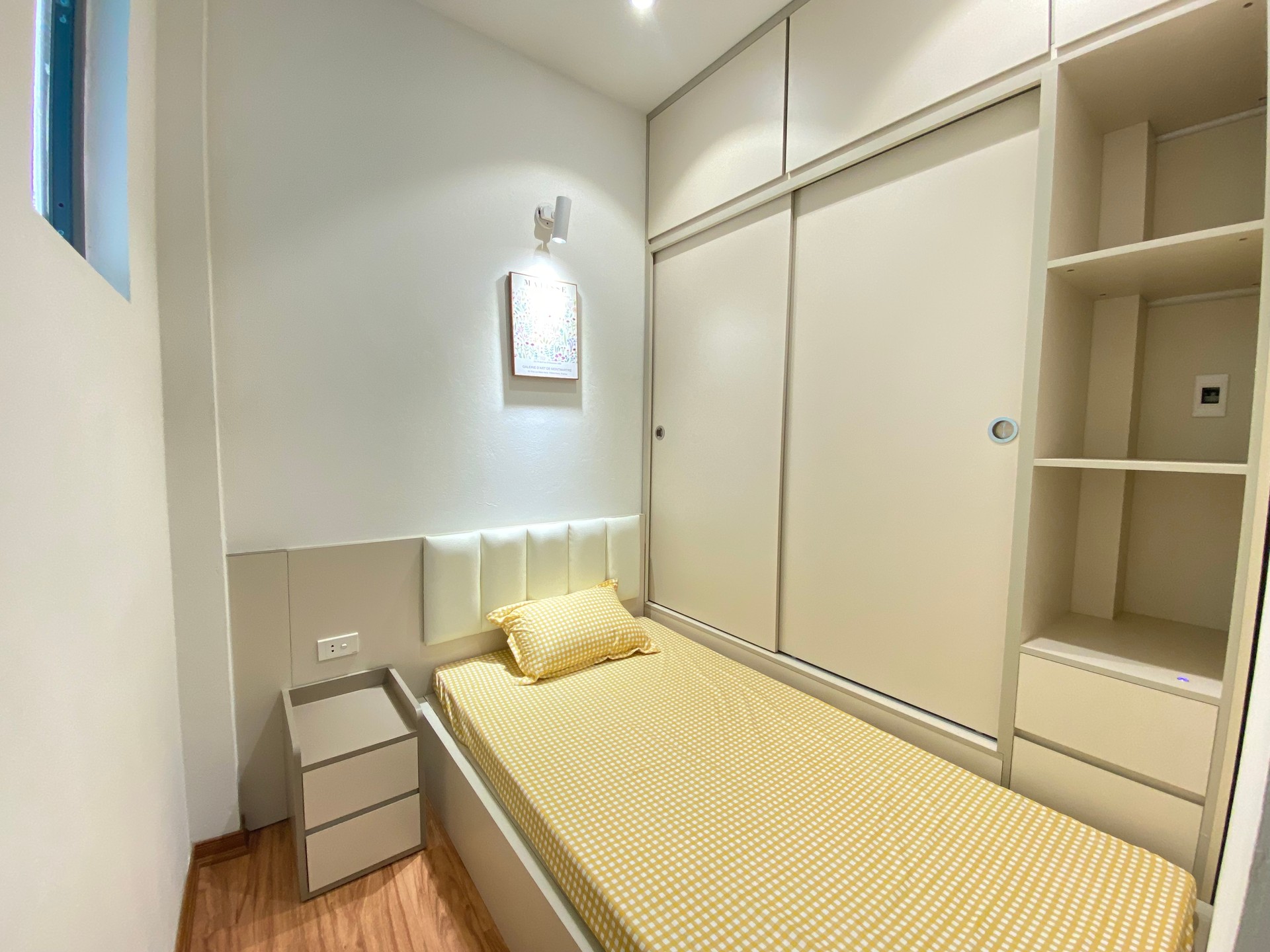 Bán nhà Hồng Mai - diện tích 30m2 4 tầng - Nhà đẹp đón Tết full nội thất - giá 6,65 tỷ