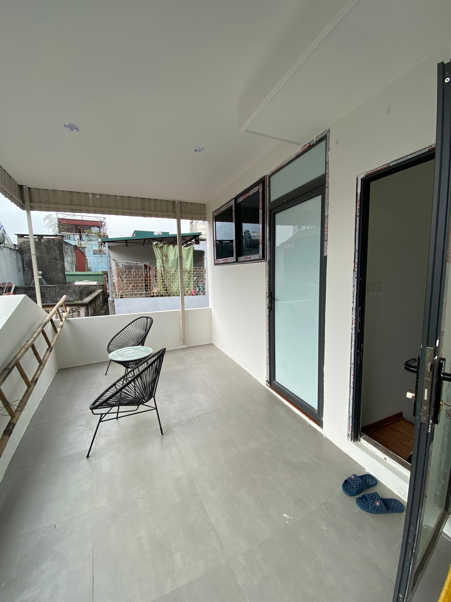 Bán nhà Hồng Mai - diện tích 30m2 4 tầng - Nhà đẹp đón Tết full nội thất - giá 6,65 tỷ