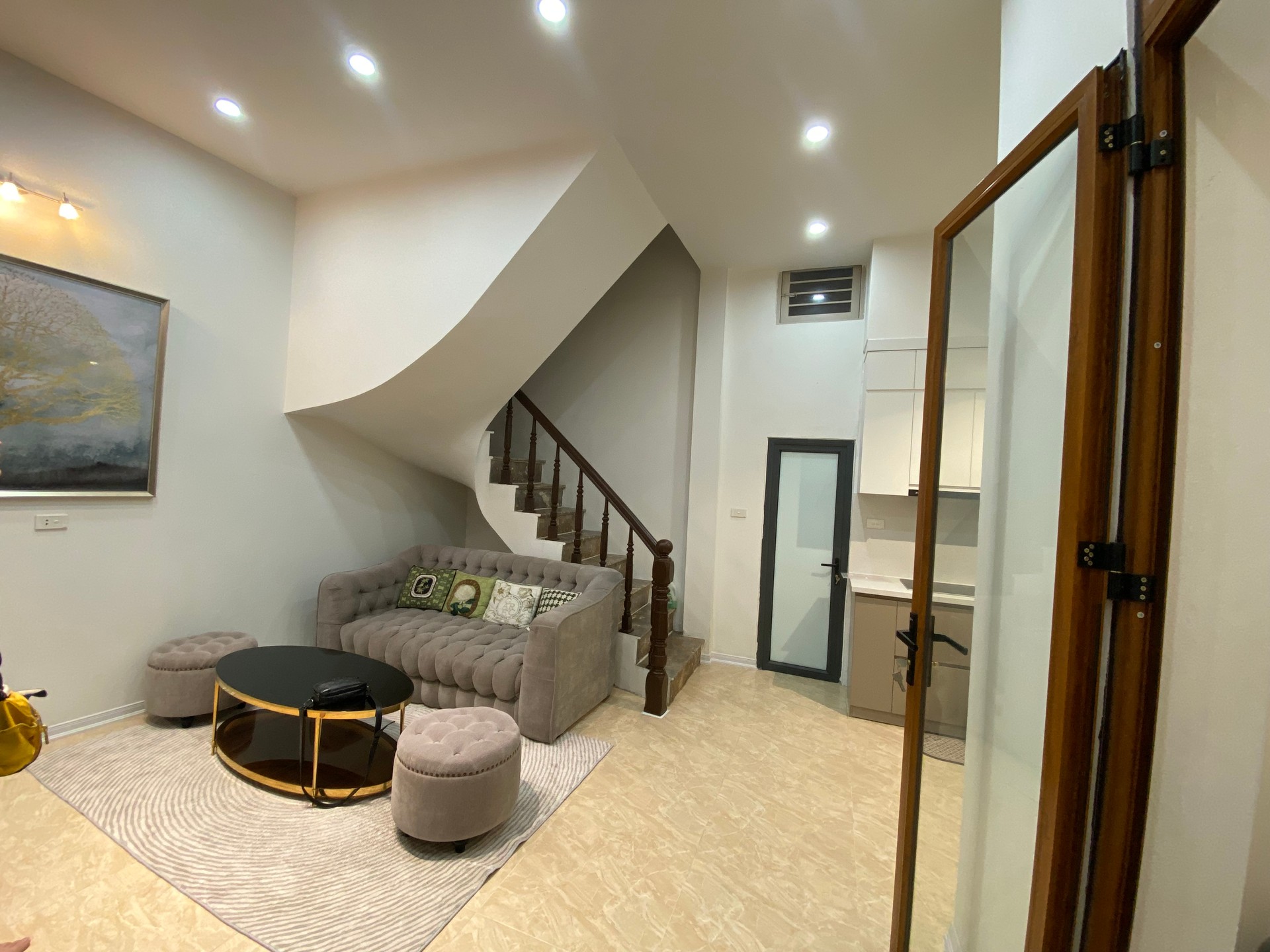 Bán nhà Hồng Mai - diện tích 30m2 4 tầng - Nhà đẹp đón Tết full nội thất - giá 6,65 tỷ