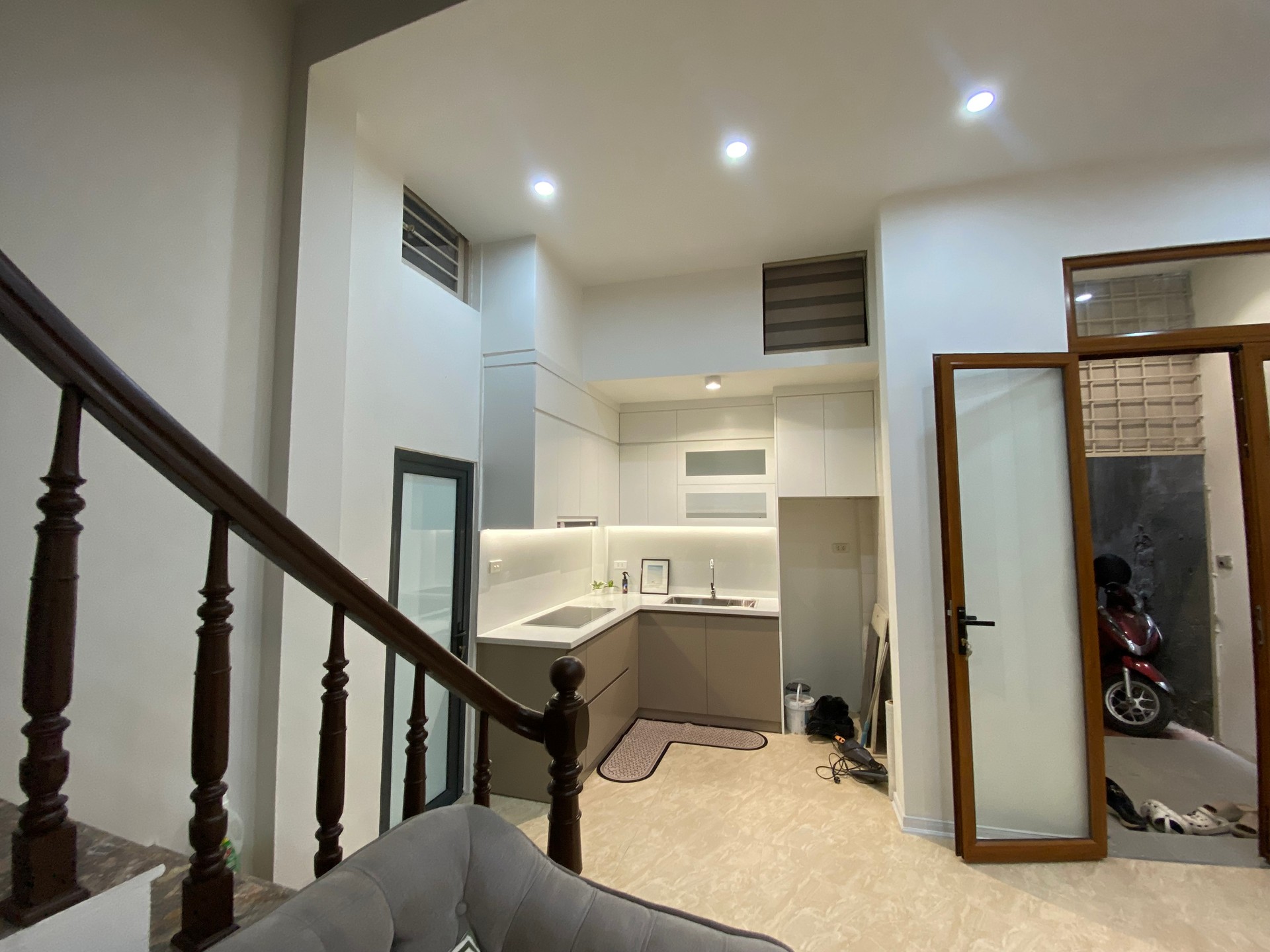 Bán nhà Hồng Mai - diện tích 30m2 4 tầng - Nhà đẹp đón Tết full nội thất - giá 6,65 tỷ