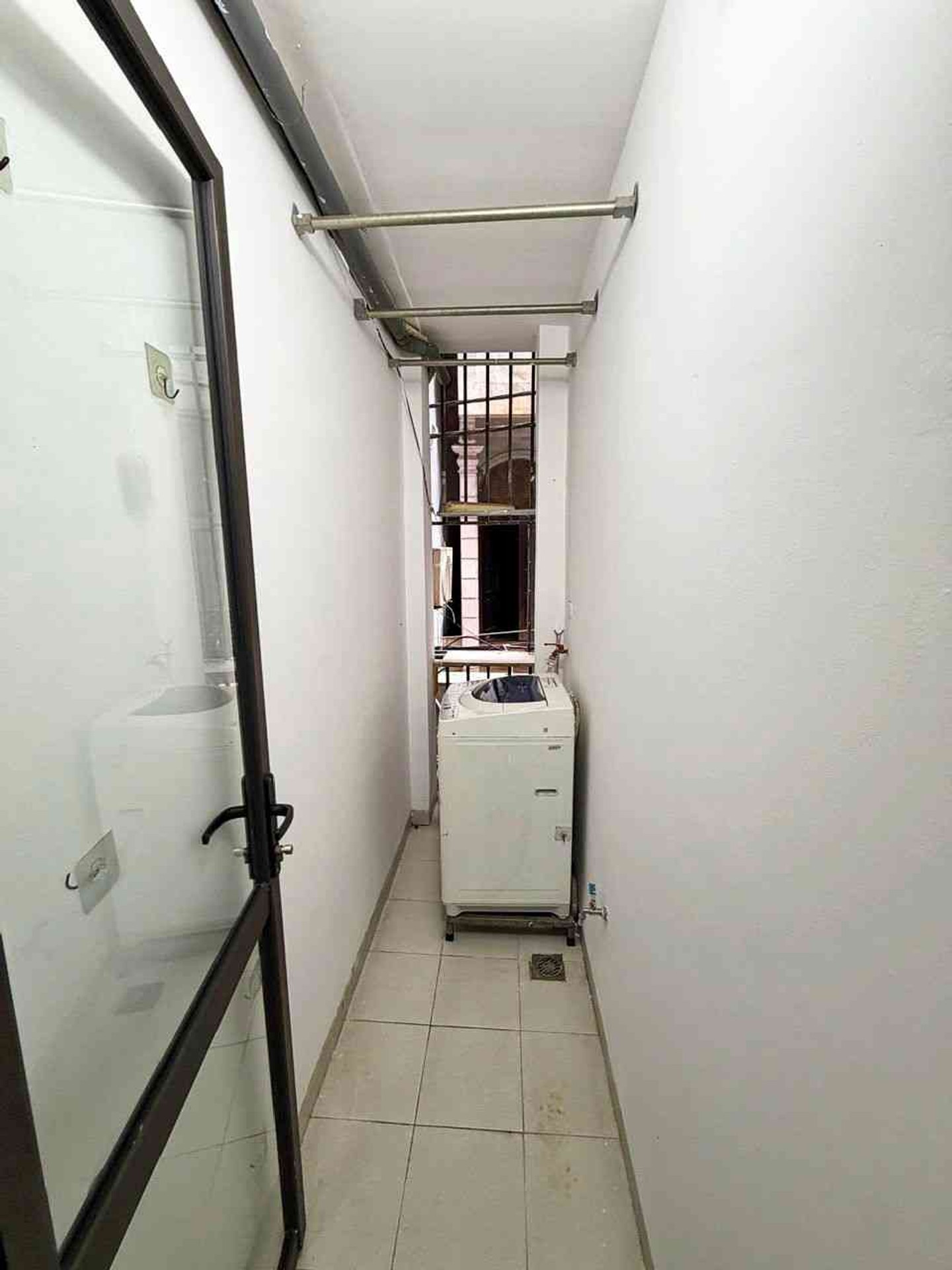 Bán nhà Khâm Thiên - diện tích 35m2 1 tầng - Thang máy - giá 1,8 tỷ
