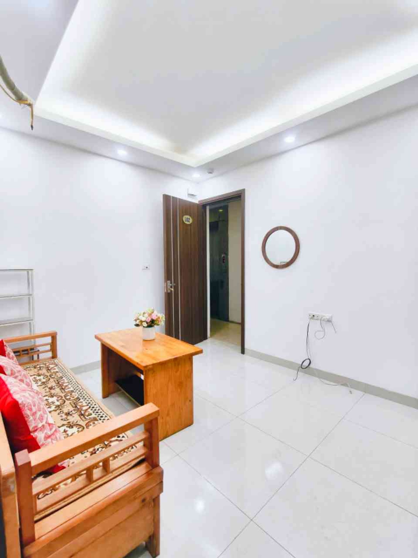 Bán nhà Khâm Thiên - diện tích 35m2 1 tầng - Thang máy - giá 1,8 tỷ