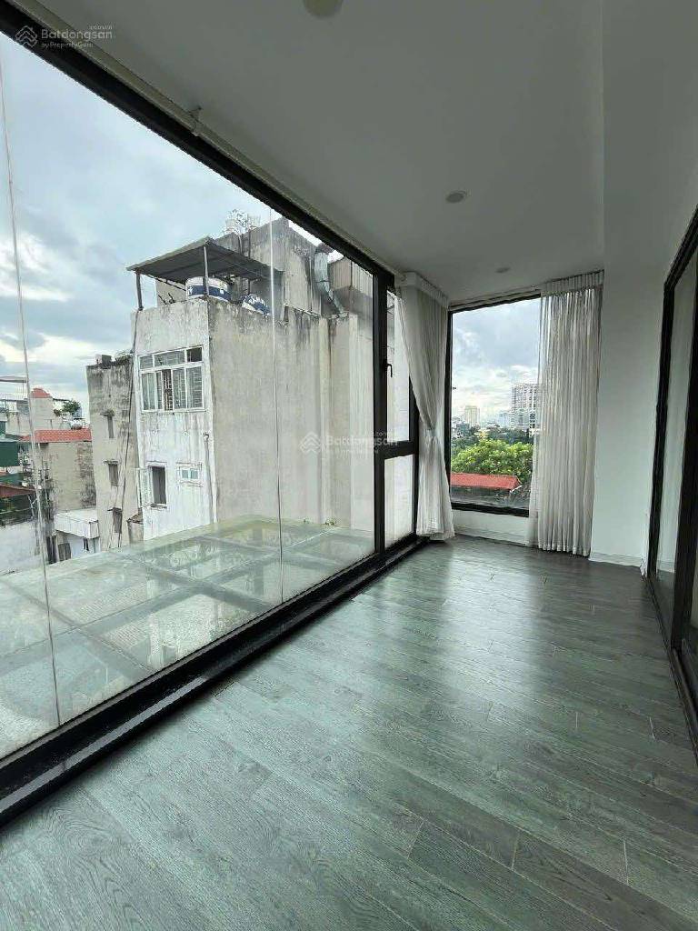 Bán nhà Giảng Võ - diện tích 159m2 9 tầng - Ô tô đỗ chạy thoải mái - giá 98 tỷ