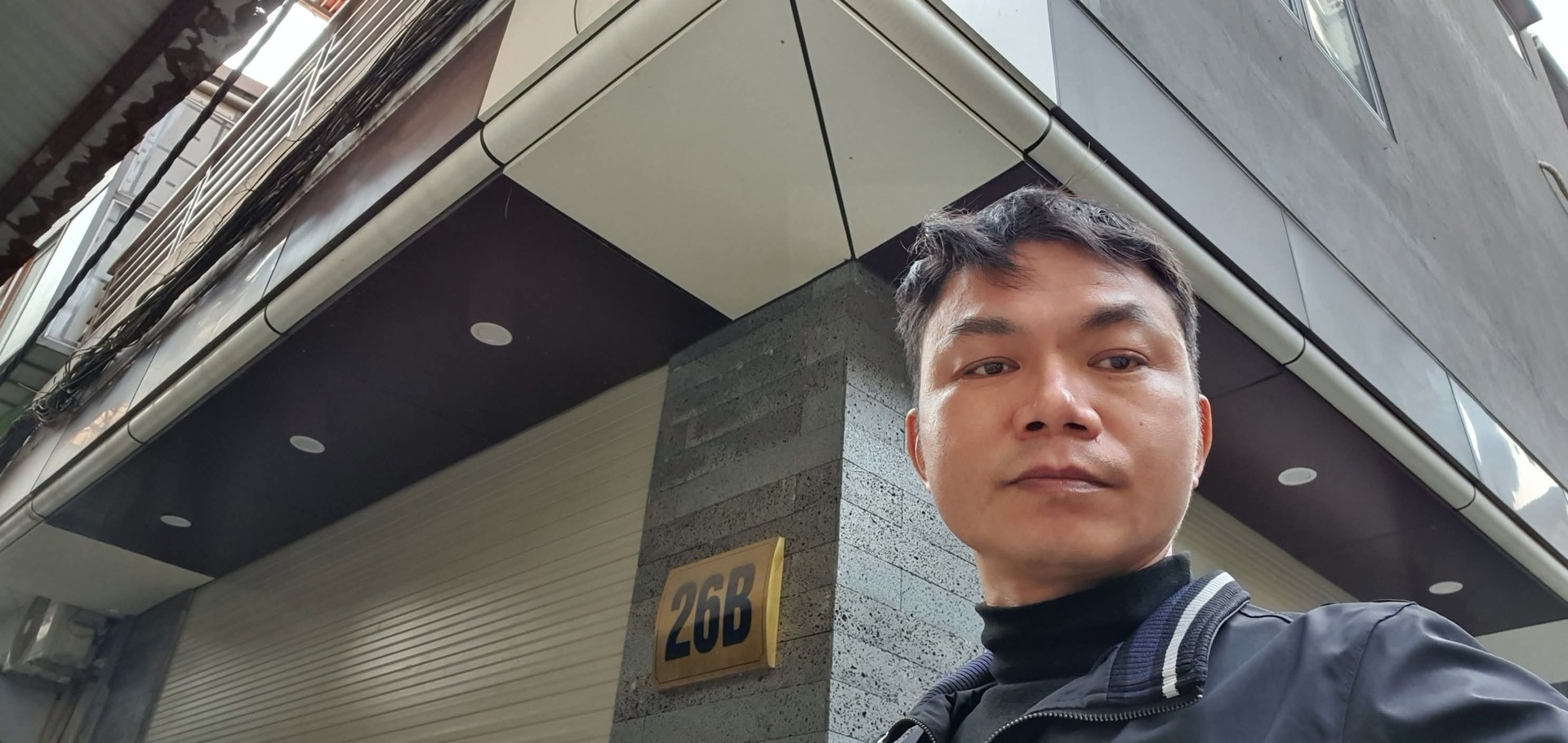 Bán nhà Tô Hoàng - diện tích 48m2 6 tầng - Lô góc 2 mặt tiền - giá 17,5 tỷ