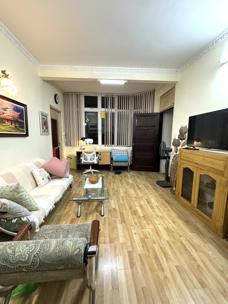 Bán nhà Trần Hưng Đạo - diện tích 133.5m2 5 tầng - Mặt phố VIP - giá 106,8 tỷ