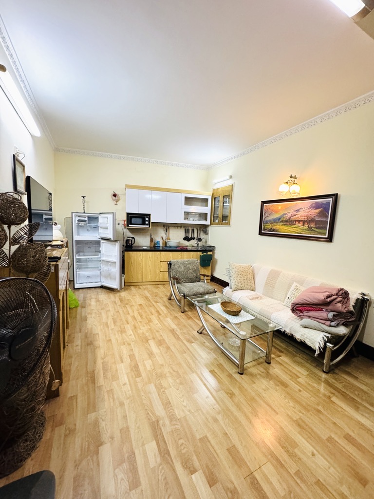 Bán nhà Trần Hưng Đạo - diện tích 133.5m2 5 tầng - Mặt phố VIP - giá 106,8 tỷ