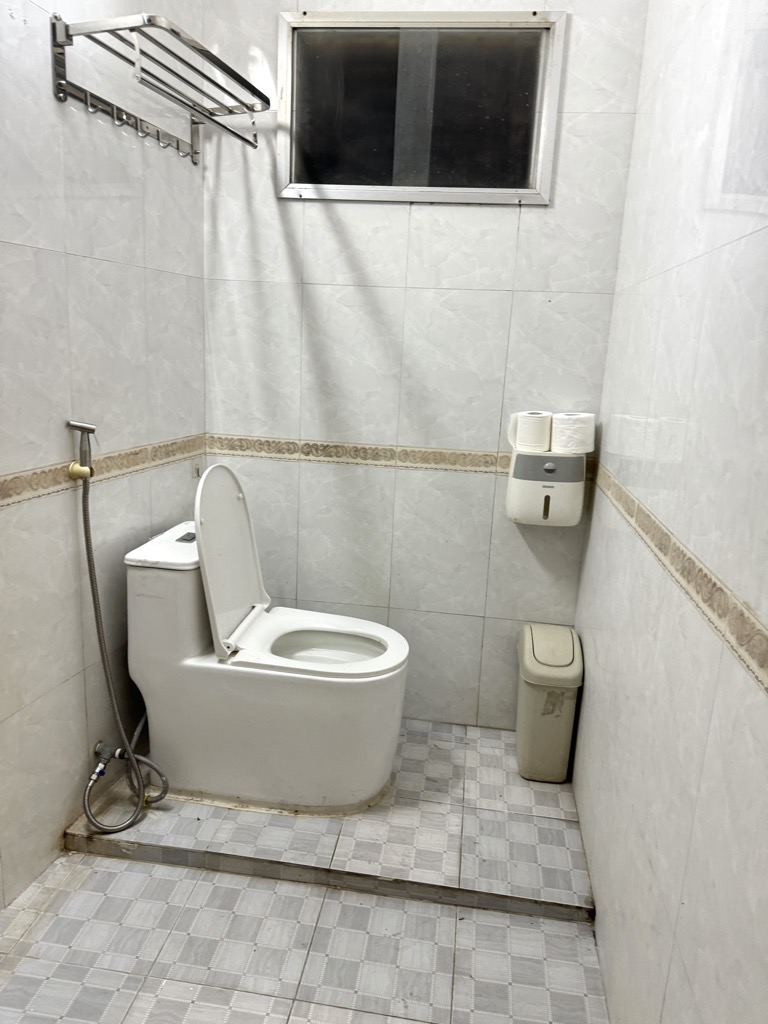 Bán nhà Trần Hưng Đạo - diện tích 133.5m2 5 tầng - Mặt phố VIP - giá 106,8 tỷ