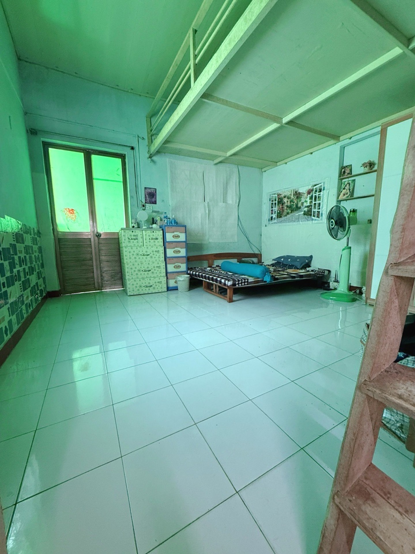 Bán nhà Hoàng Mai - diện tích 59m2 1.5 tầng - Lô góc - giá 10,7 tỷ