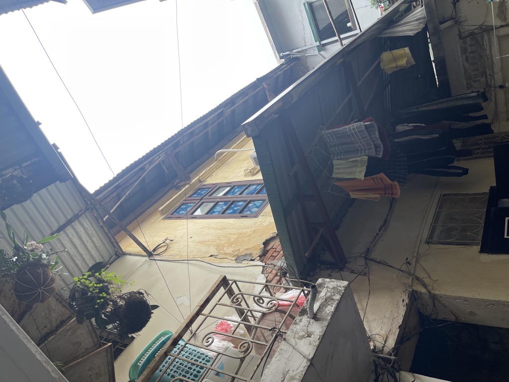 Bán nhà Thiền Quang - diện tích 16m2 2 tầng - Ô TÔ ĐẬU CỬA - giá 2,3 tỷ