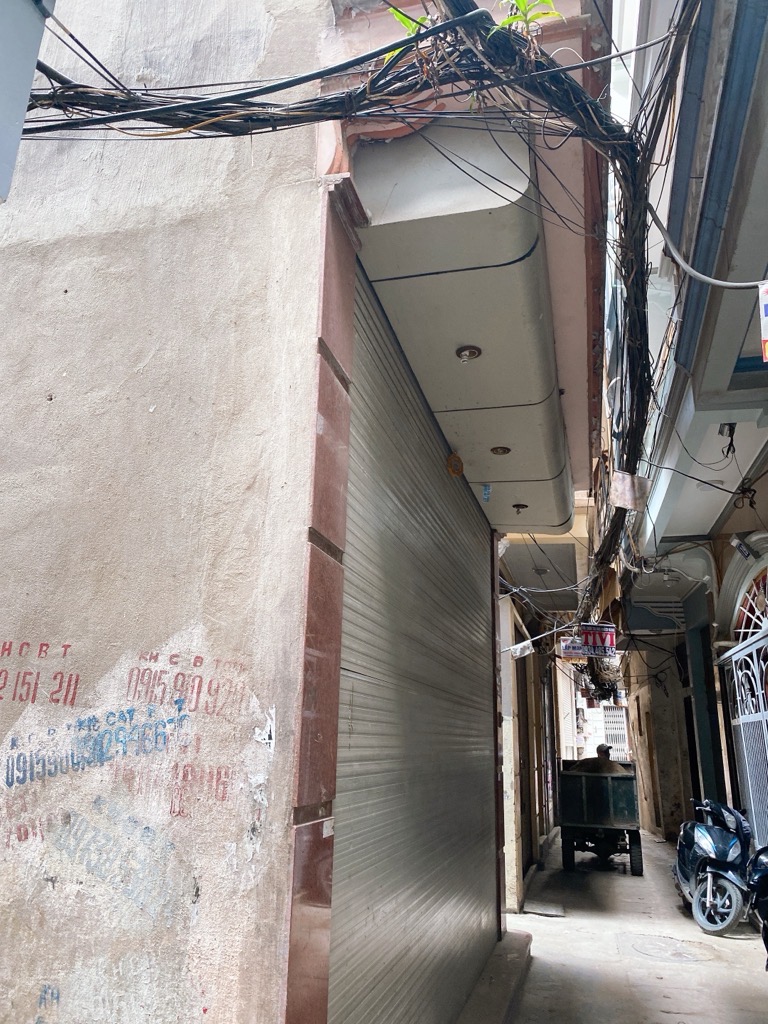 Bán nhà Trần Khát Chân - diện tích 80m2 3 tầng - Lô góc 4 mặt thoáng - giá 23,5 tỷ