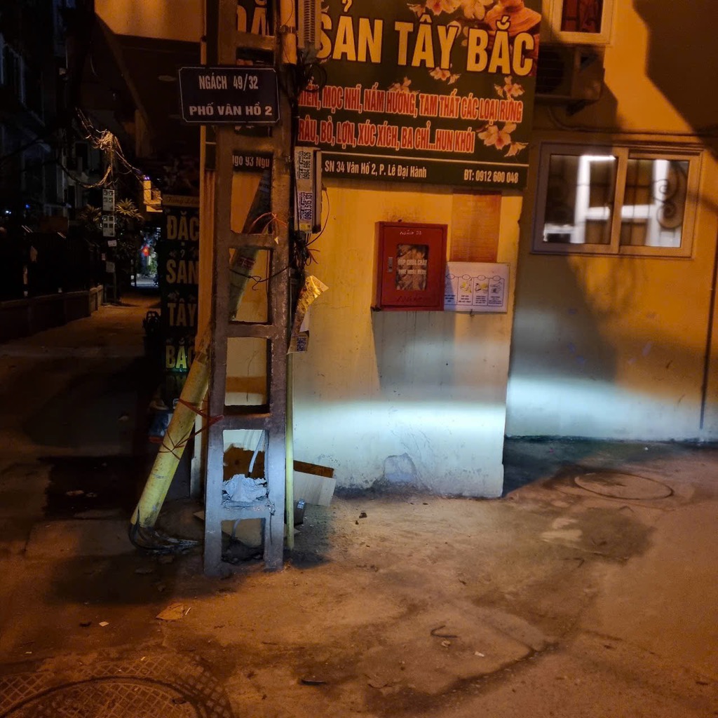 Bán nhà Nguyễn Đình Chiểu - diện tích 19m2 5 tầng - LÔ GÓC 3 MẶT NGÕ - giá 8,5 tỷ