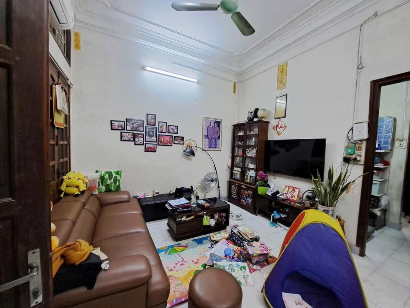 Bán nhà Thái Hà - diện tích 86m2 4 tầng - ô tô đỗ cửa - giá 31,5 tỷ