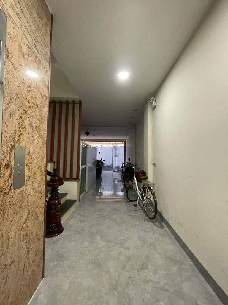 Bán nhà Tam Khương - diện tích 102m2 7 tầng - Lô góc 2 mặt thoáng - giá 34 tỷ