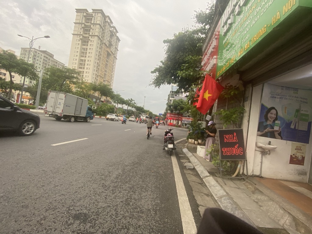 Bán nhà Đại Cồ Việt - diện tích 50m2 2 tầng - Mặt phố xịn, kinh doanh mọi loại hình - giá 32 tỷ