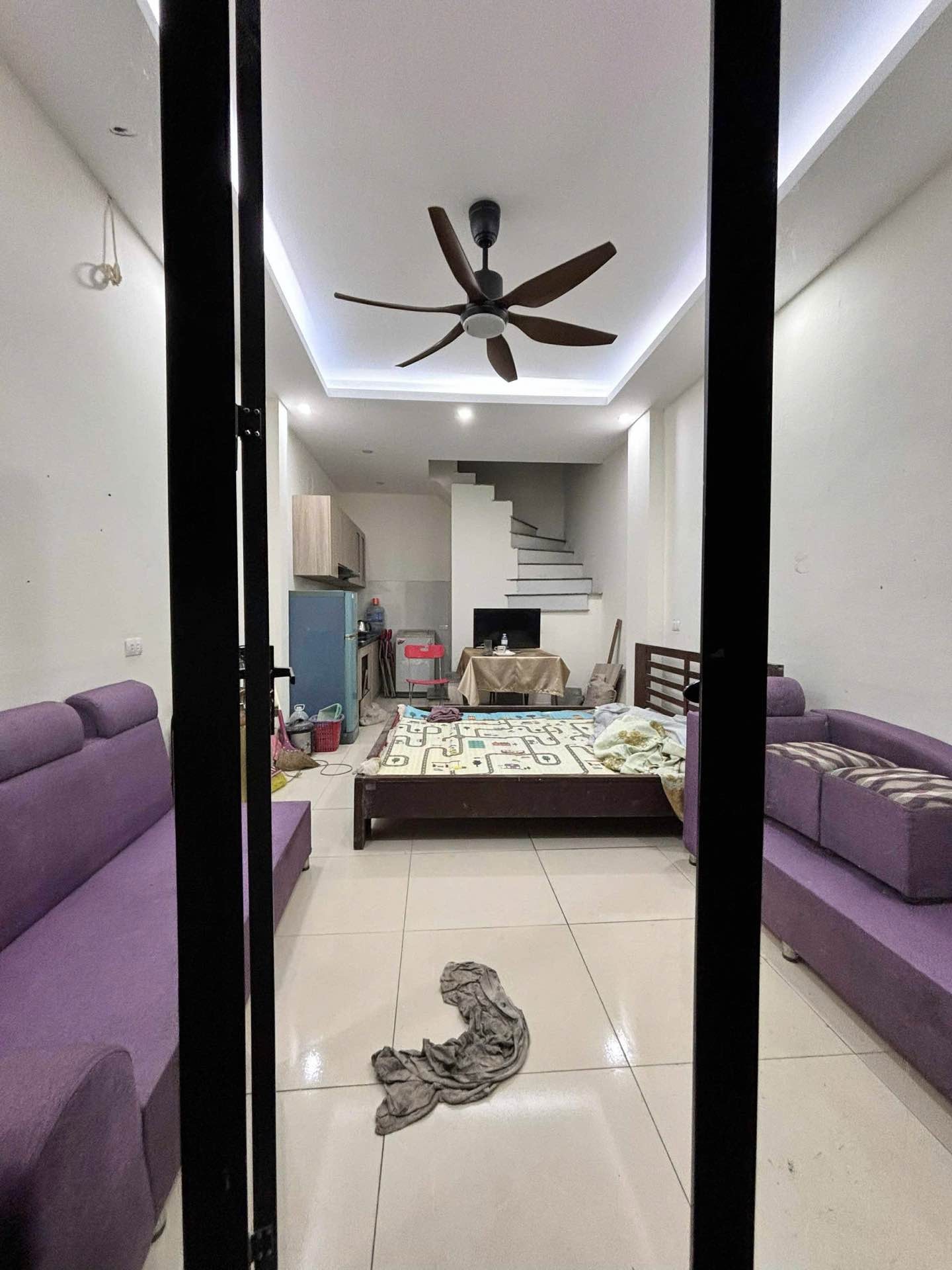 Bán nhà Định Công Thượng - diện tích 25m2 2 tầng - Nhà đẹp hiếm có - giá 1,99 tỷ