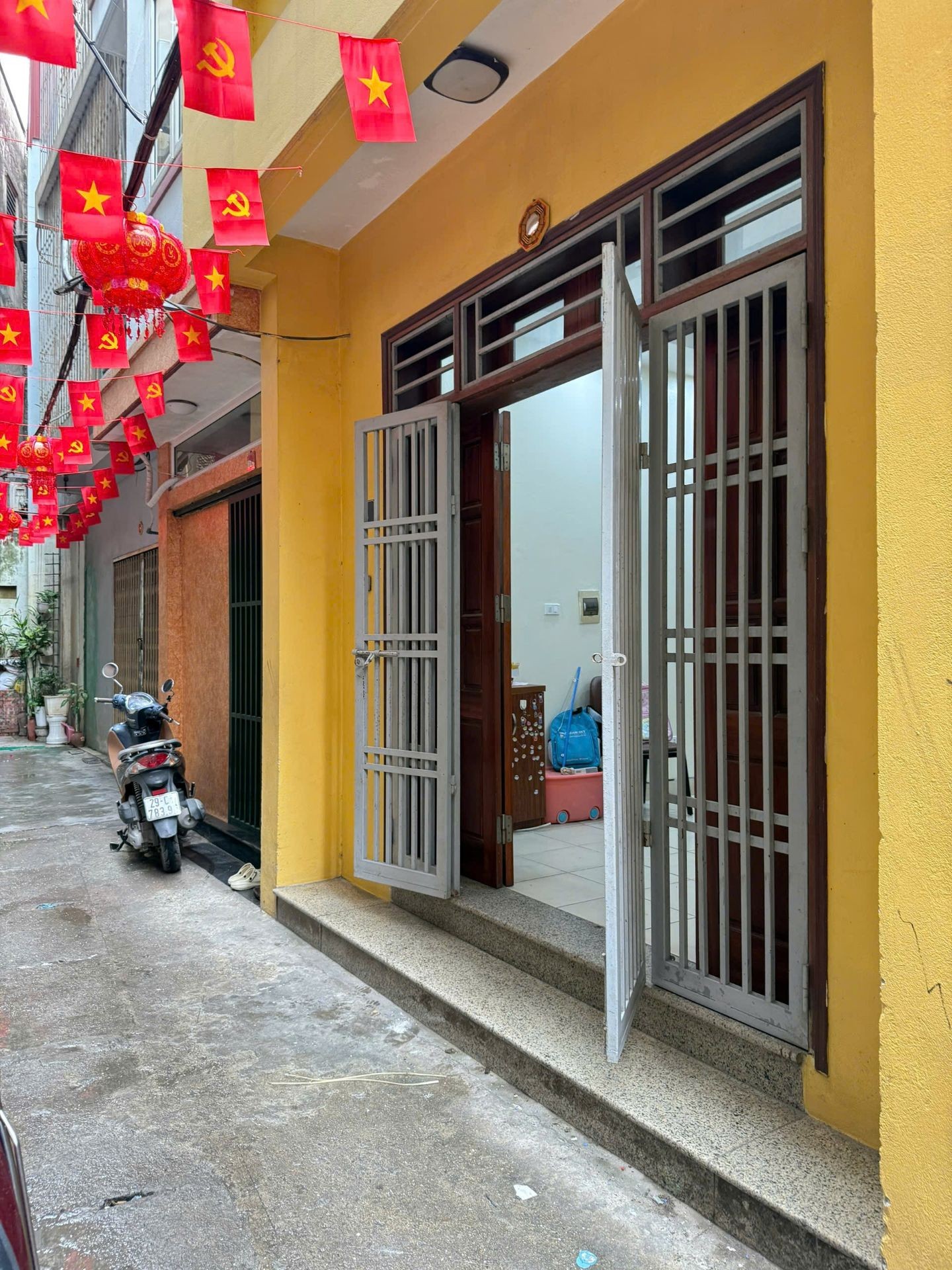 Bán nhà Hoàng Liệt - diện tích 49m2 4 tầng - Ngõ 2, ô tô tránh - giá 12,5 tỷ