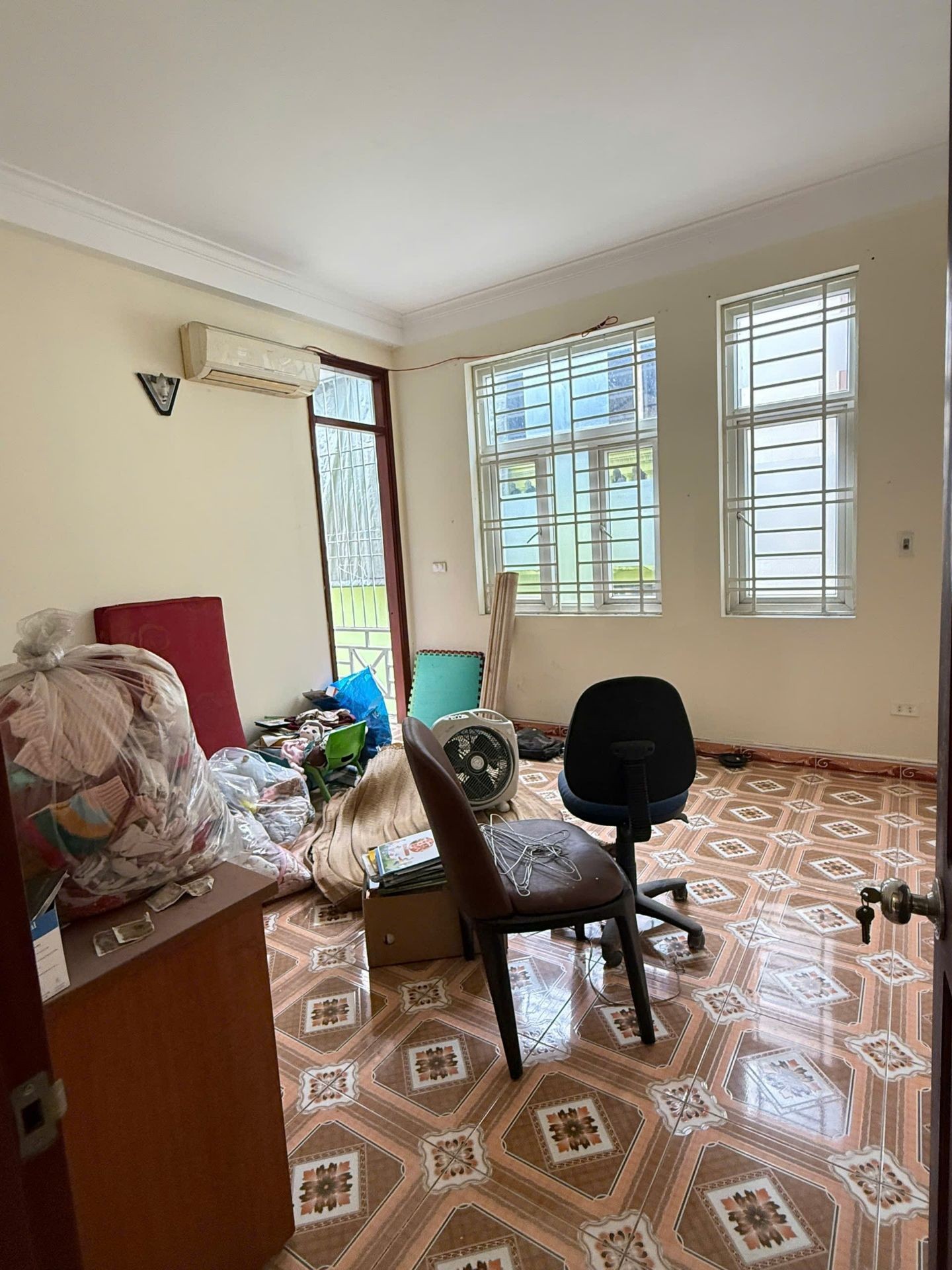 Bán nhà Hoàng Liệt - diện tích 49m2 4 tầng - Ngõ 2, ô tô tránh - giá 12,5 tỷ