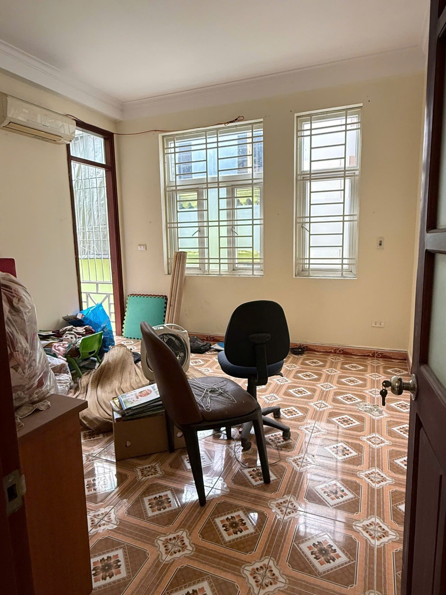 Bán nhà Hoàng Liệt - diện tích 49m2 4 tầng - Ngõ 2, ô tô tránh - giá 12,5 tỷ